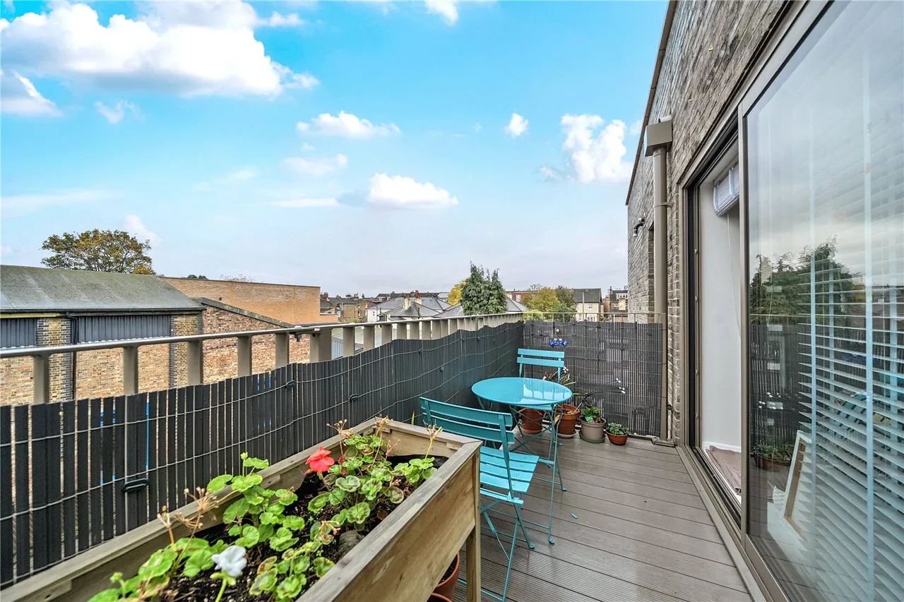 Doyle Road, London, SE25, photo 16