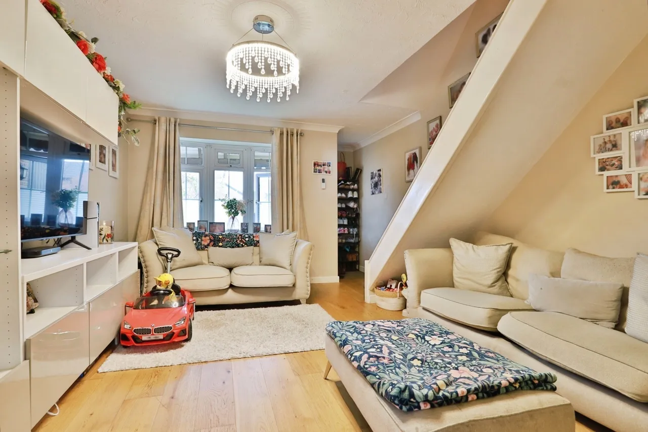 Charles Gardens, Bournemouth, BH10, photo 9