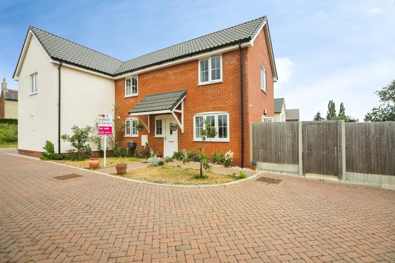 2 bed house for sale — Corrance Close, Parham, WOODBRIDGE