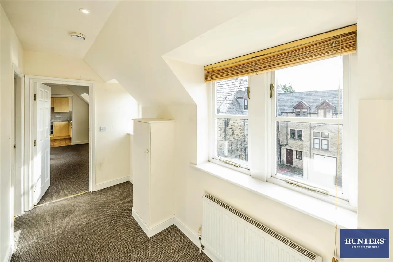 Chester Road, Boothtown, HX3, photo 5