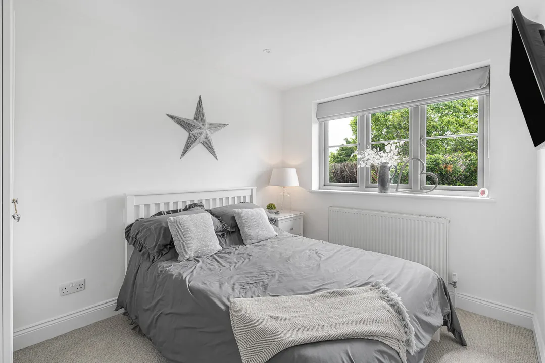 Holbrook Close, Hereford, Herefordshire, photo 51