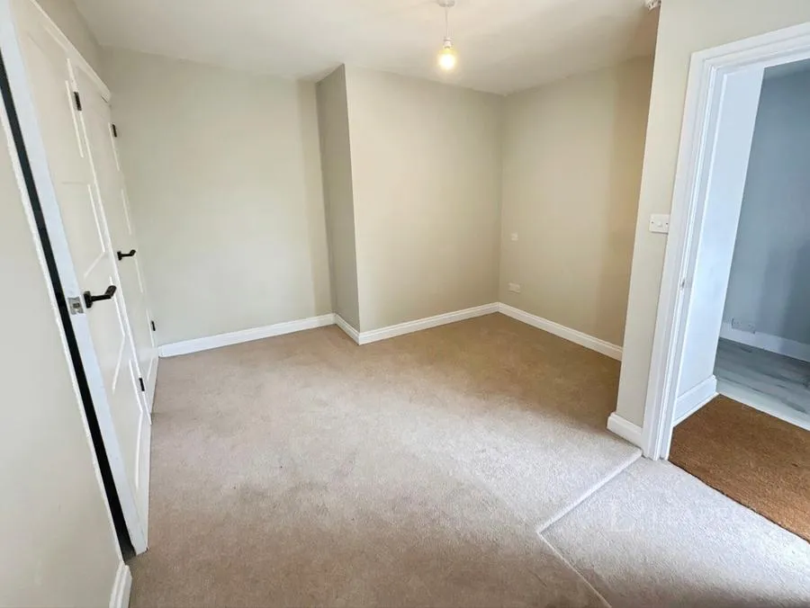 The Street, Cowfold, RH13, photo 6