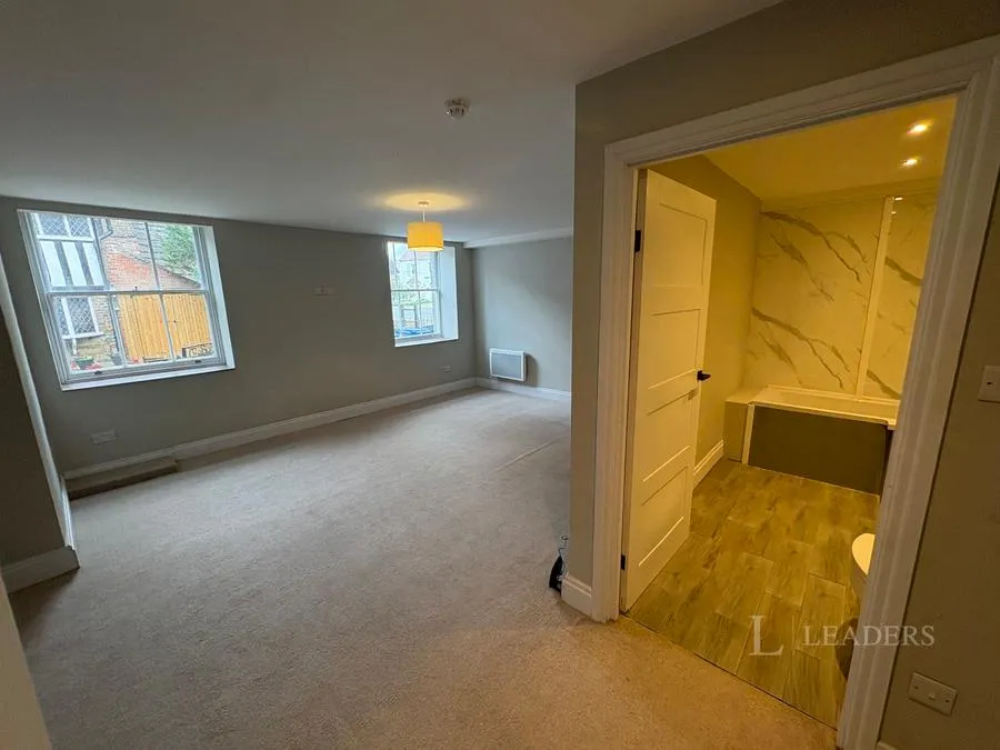 The Street, Cowfold, RH13, photo 4