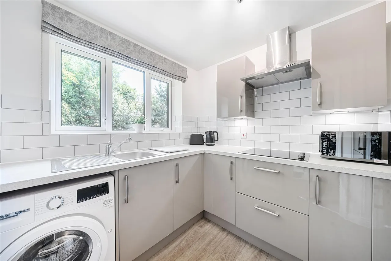 Church Lane, Oxted, RH8, photo 10