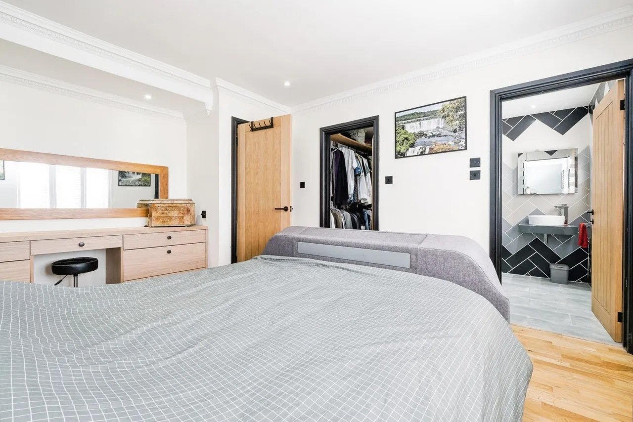Rowan Walk, HORNCHURCH, Essex, RM11, photo 11