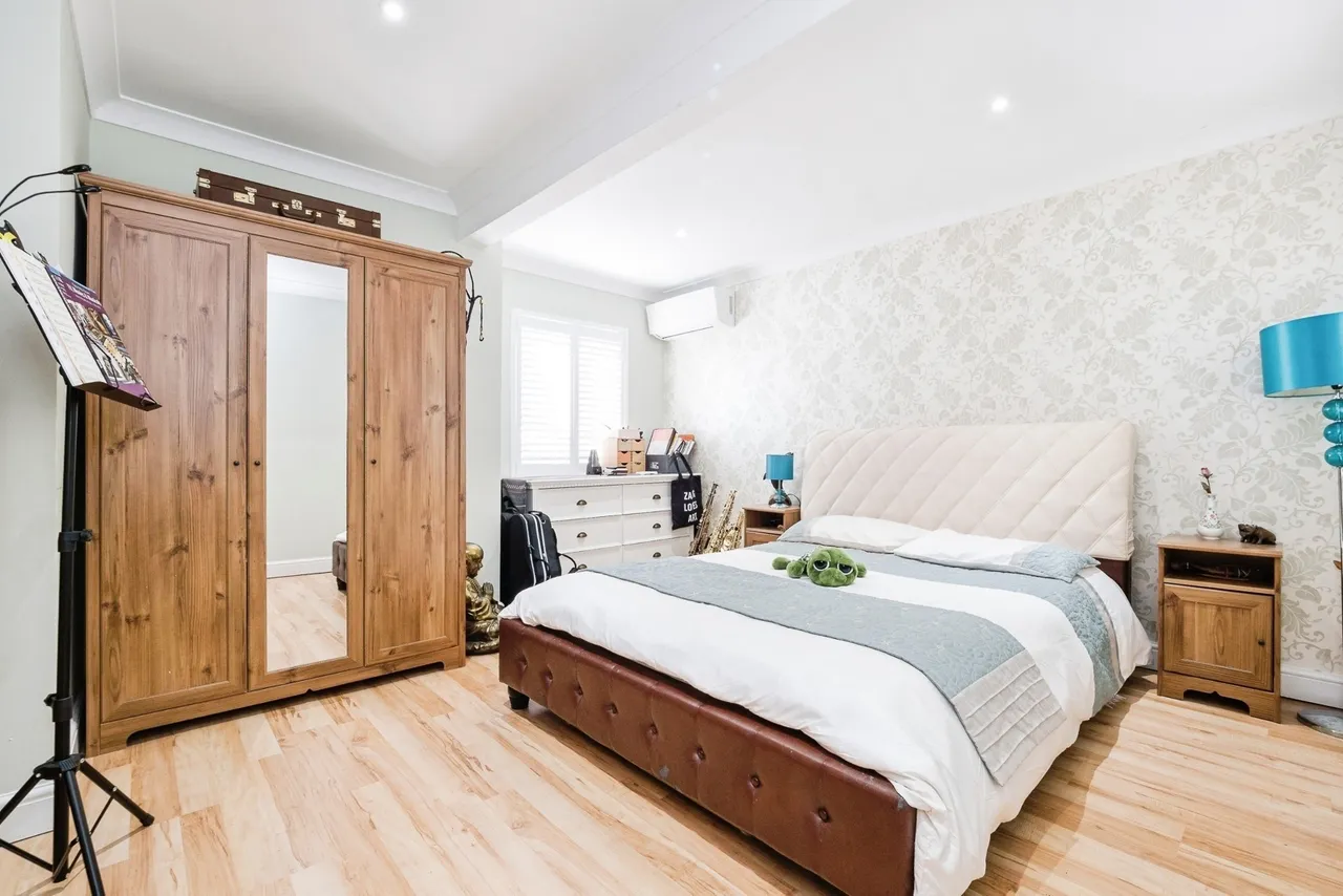 Rowan Walk, HORNCHURCH, Essex, RM11, photo 13