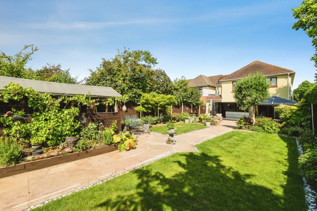 Rowan Walk, HORNCHURCH, Essex, RM11, photo 24