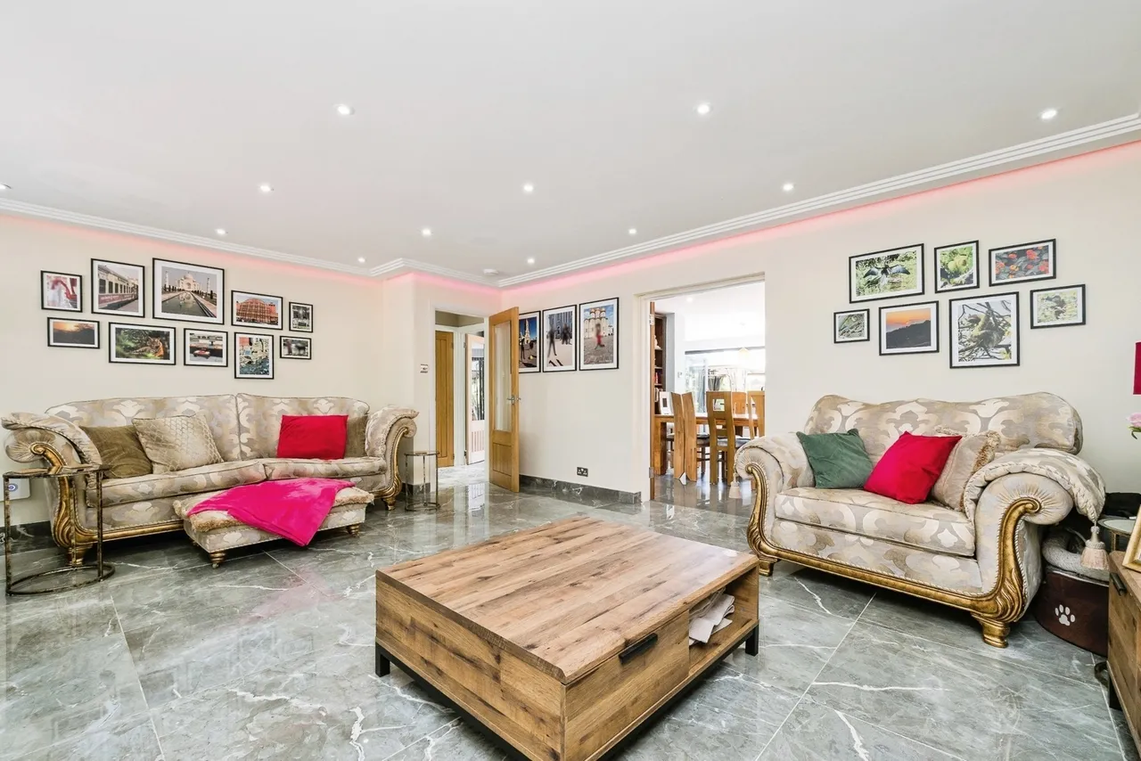 Rowan Walk, HORNCHURCH, Essex, RM11, photo 40