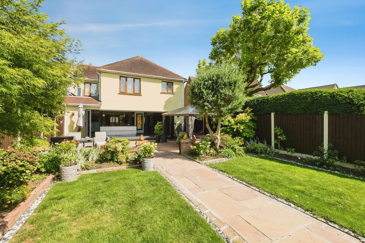 Rowan Walk, HORNCHURCH, Essex, RM11, photo 5