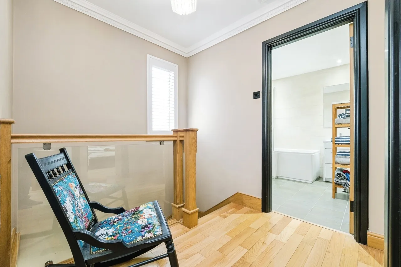 Rowan Walk, HORNCHURCH, Essex, RM11, photo 29