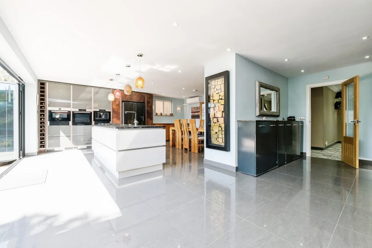 Rowan Walk, HORNCHURCH, Essex, RM11, photo 6