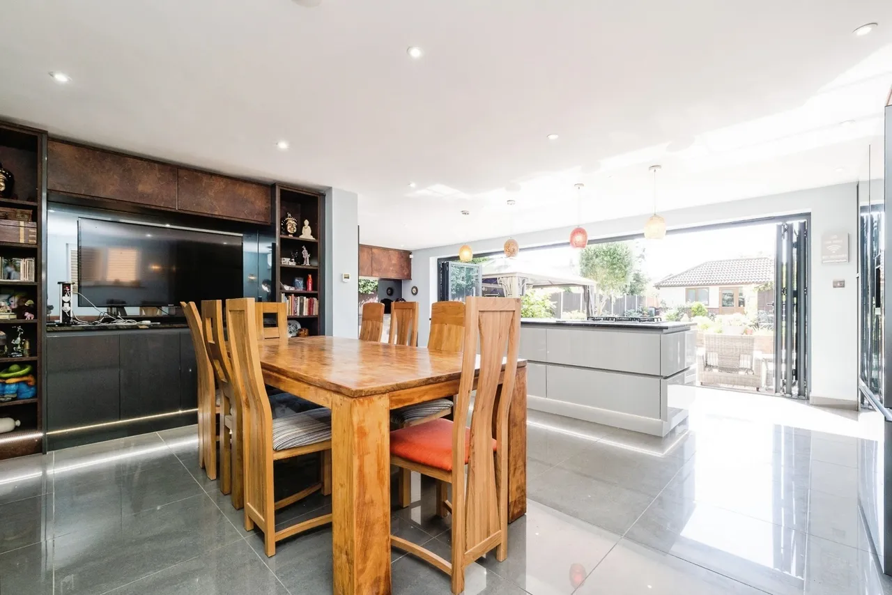 Rowan Walk, HORNCHURCH, Essex, RM11, photo 37