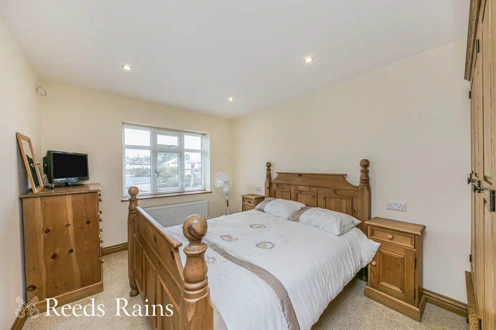 Lindrum Avenue, Lyme Green, SK11, photo 27