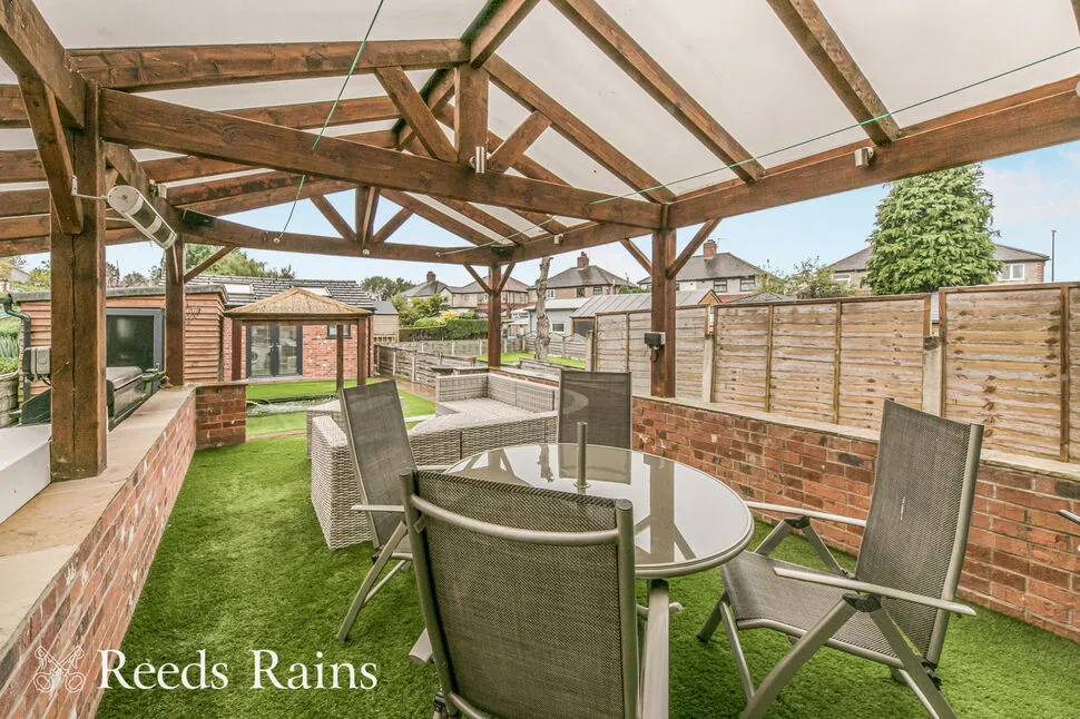Lindrum Avenue, Lyme Green, SK11, photo 13