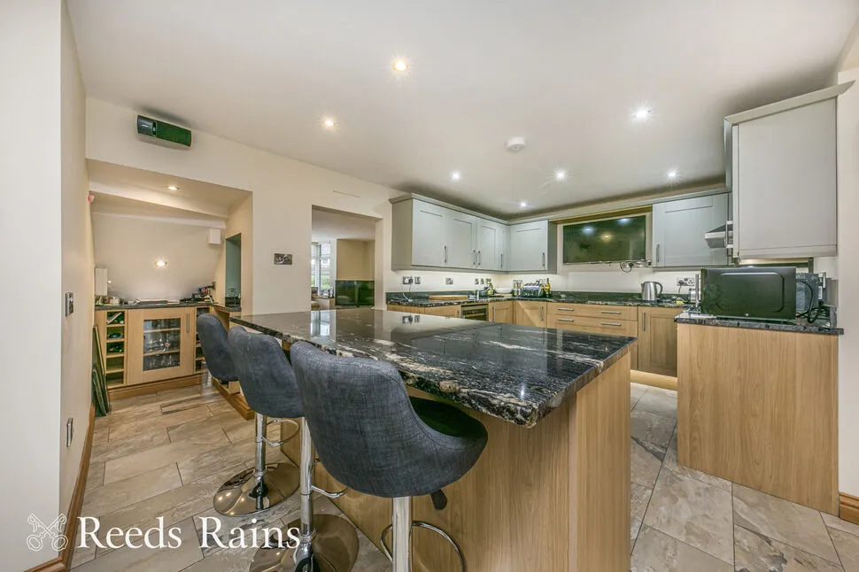 Lindrum Avenue, Lyme Green, SK11, photo 19
