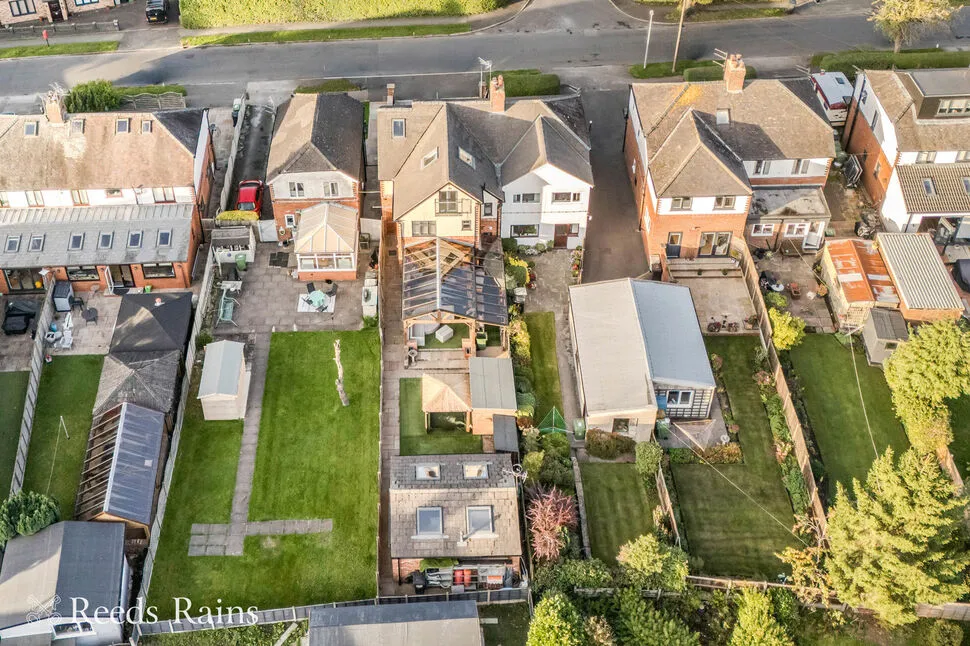 Lindrum Avenue, Lyme Green, SK11, photo 6