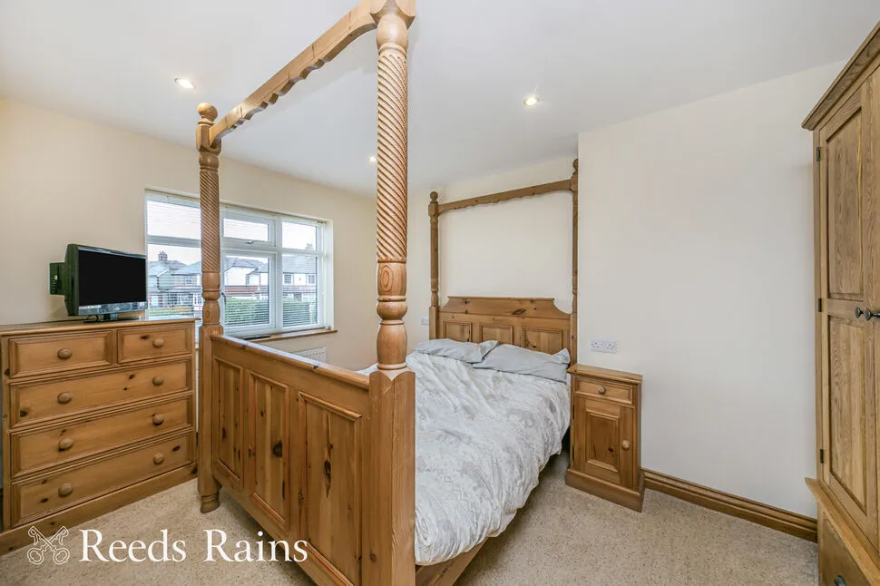 Lindrum Avenue, Lyme Green, SK11, photo 23