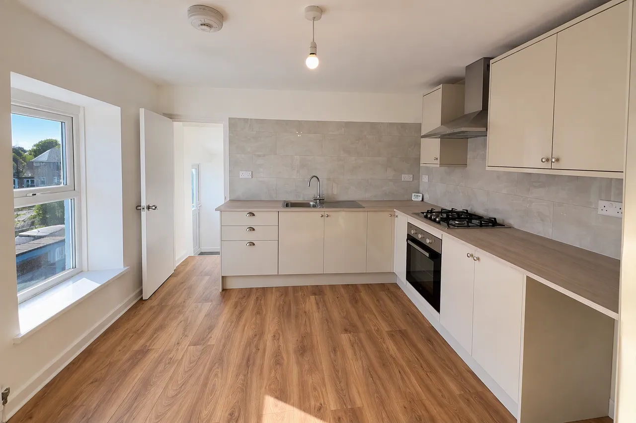 Albert Avenue, Newport, NP19, photo 2