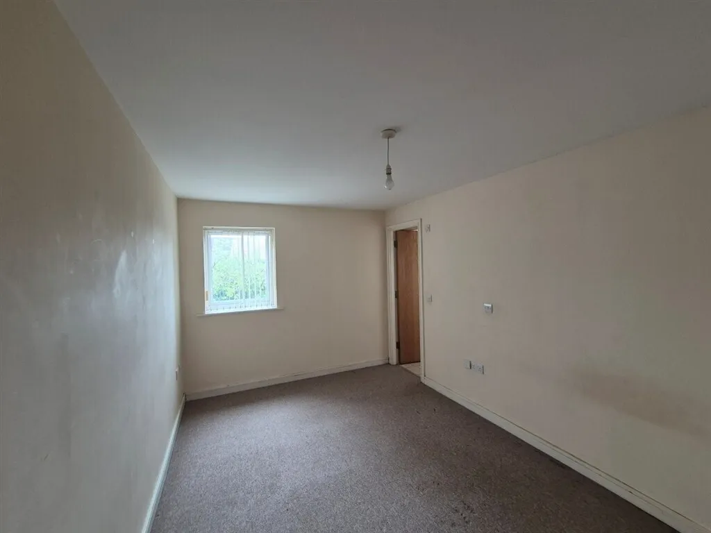 Well Lane, Bebington, WIRRAL, photo 10