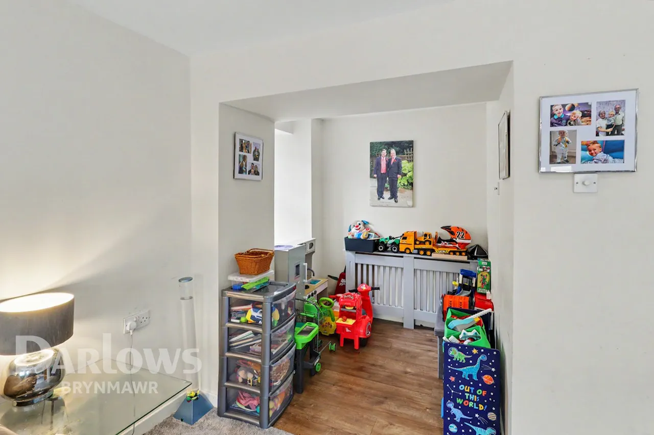 King Street, Brynmawr, photo 7