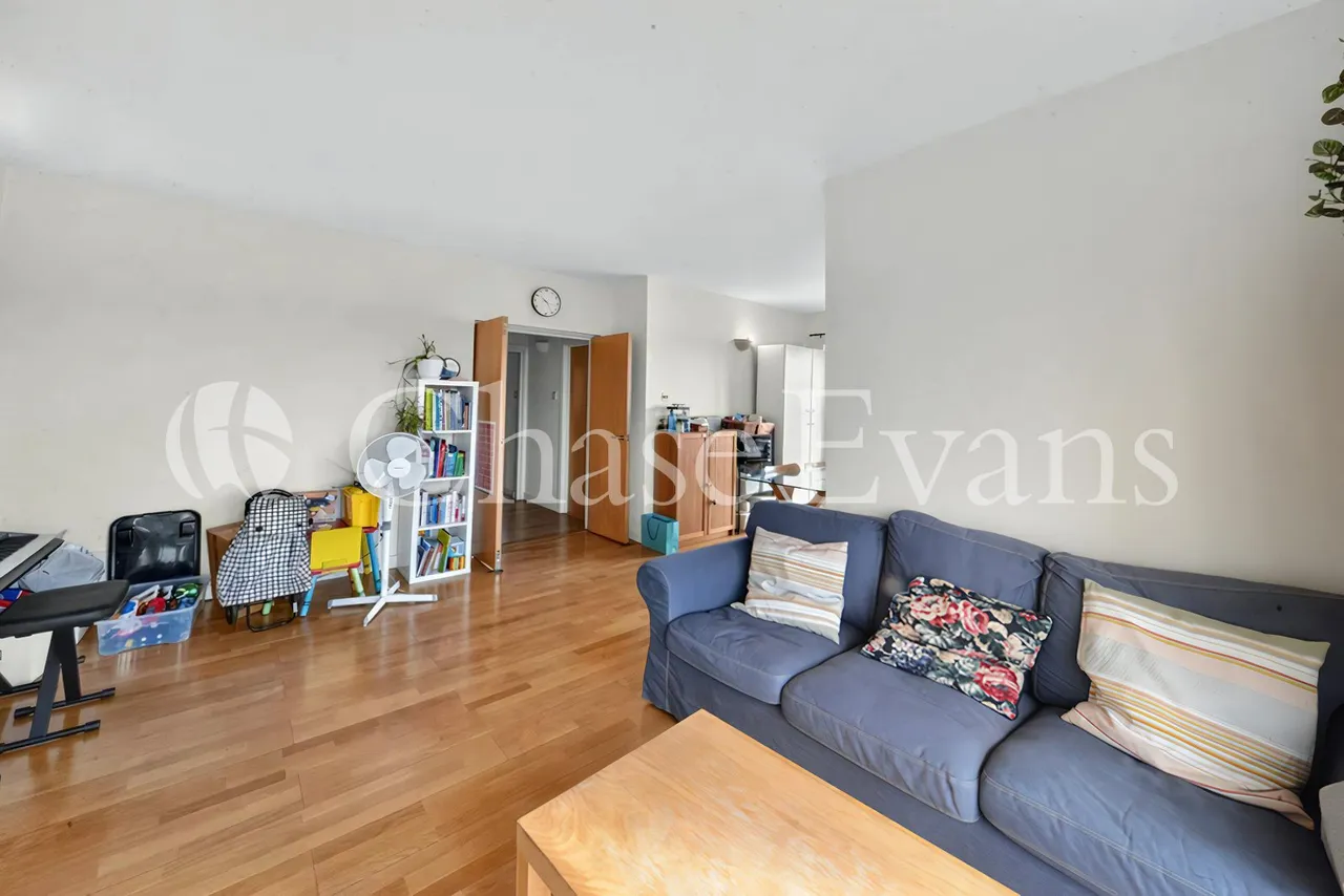 Old Bellgate Place, London, E14, photo 4