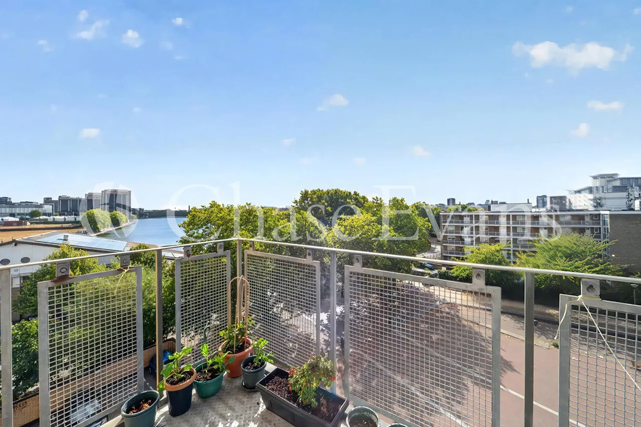 Old Bellgate Place, London, E14, photo 14