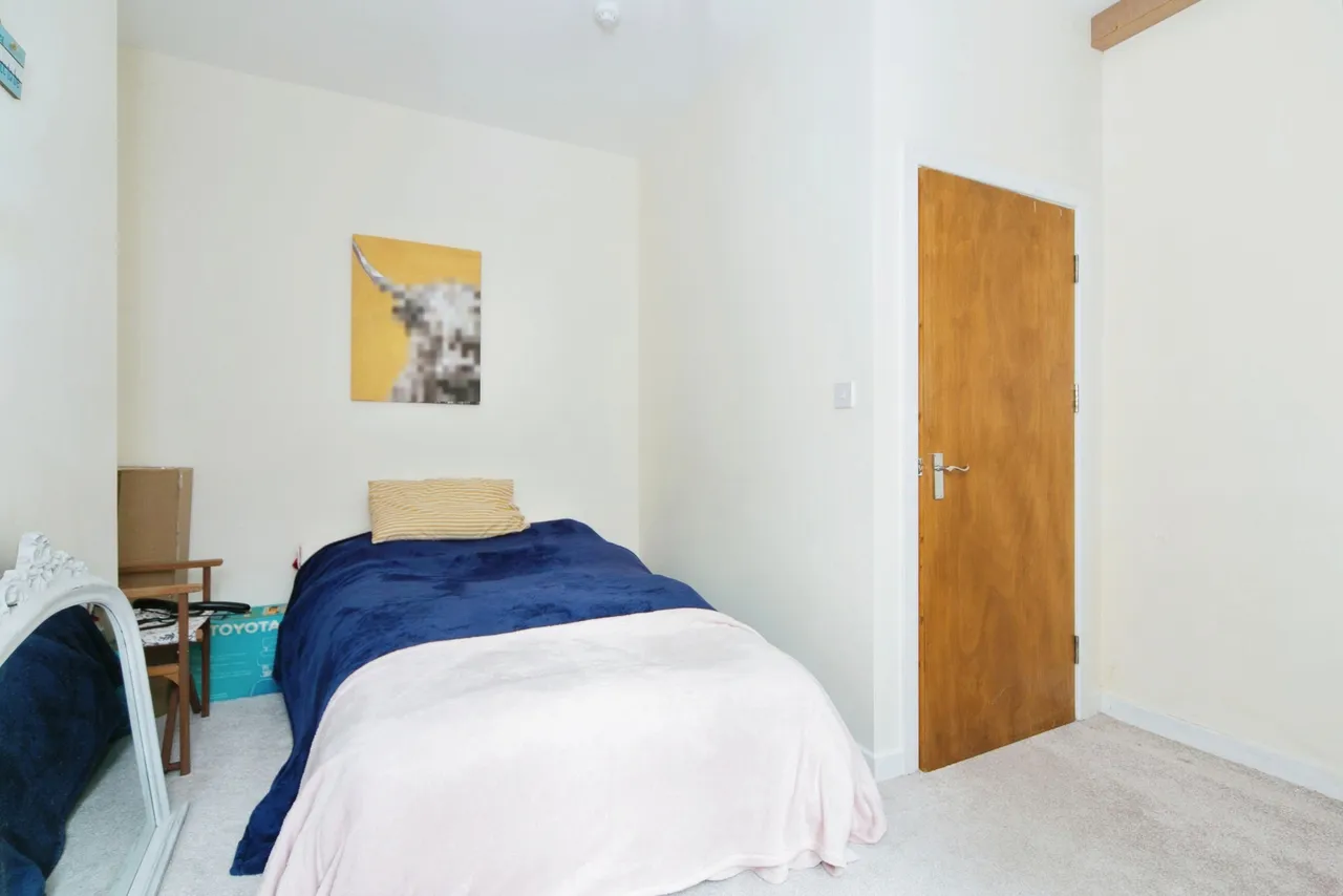 York Road, Colwyn Bay, LL29, photo 8