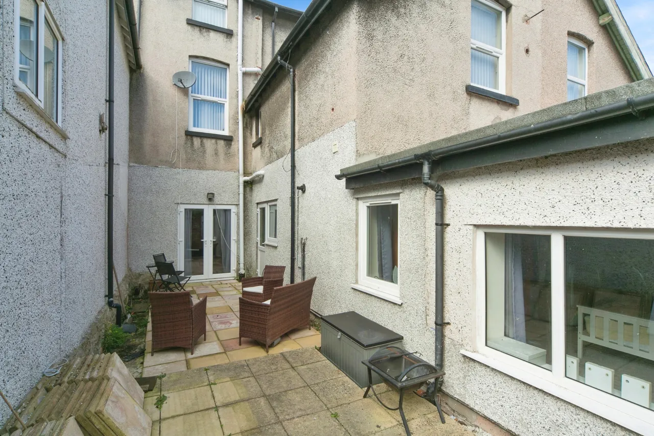 York Road, Colwyn Bay, LL29, photo 15