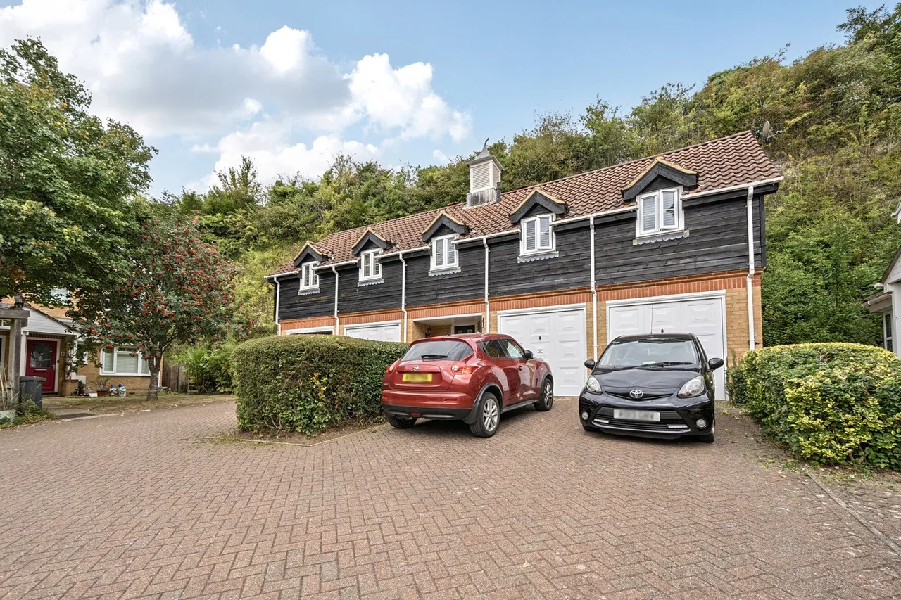 Foxwood Grove, Orpington, BR6, photo 13