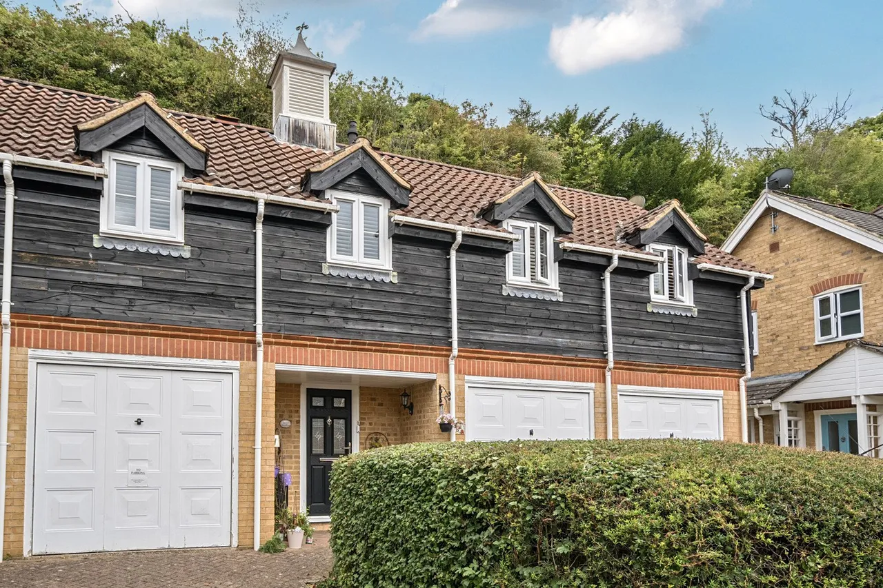 2 bed flat for sale — Foxwood Grove, Orpington, BR6