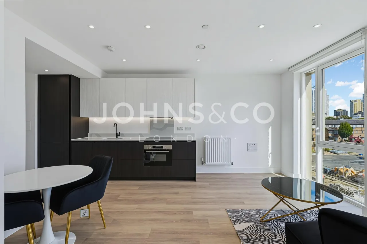 Verdean, Acton, W3, photo 3