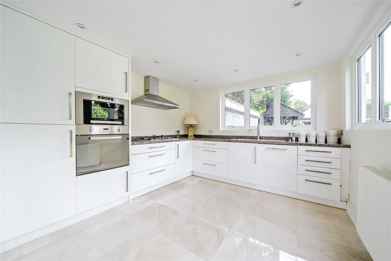 Chislehurst Road, Bromley, BR1, photo 57