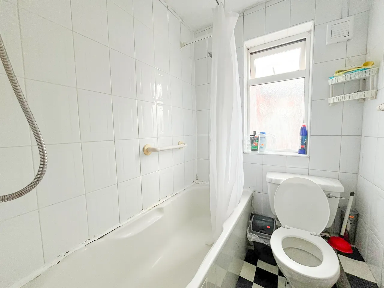 Delamere Road, Levenshulme, M19, photo 19