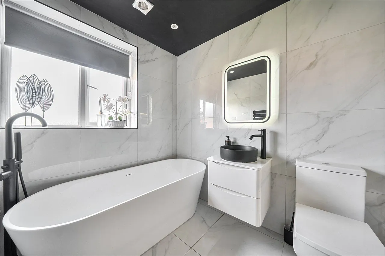 Surbiton Road, Newton Heath, M40, photo 13