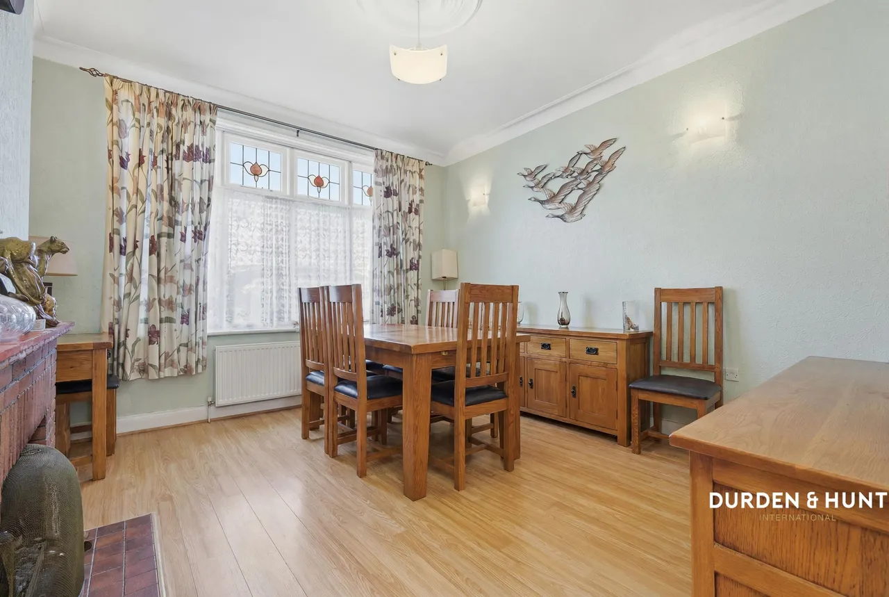 Torquay Drive, Leigh-On-Sea, SS9, photo 6