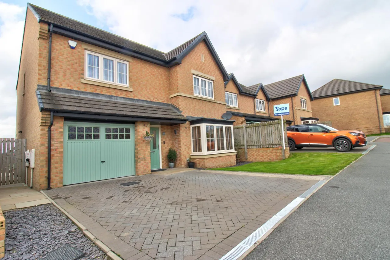 4 bed house for sale, Simonside Drive, Morpeth, NE65
