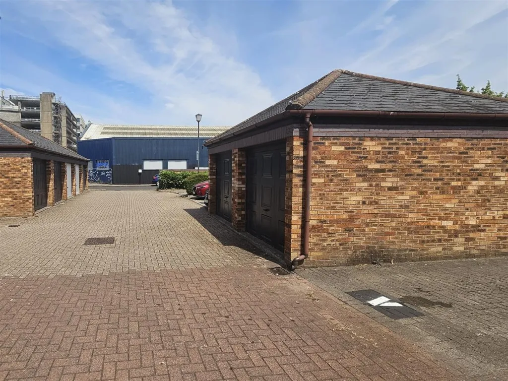 Garages 158 & 159, Chatterton Street, Redcliffe, Bristol, BS1 6FB, photo 6