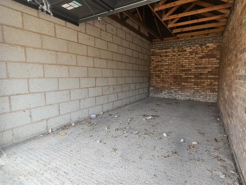 Garages 158 & 159, Chatterton Street, Redcliffe, Bristol, BS1 6FB, photo 7