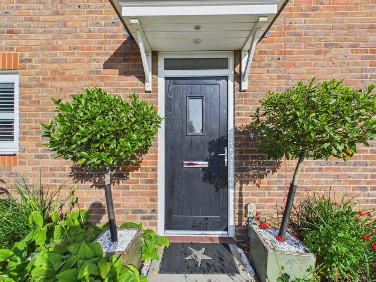 Oriel Road, Horsham, photo 4