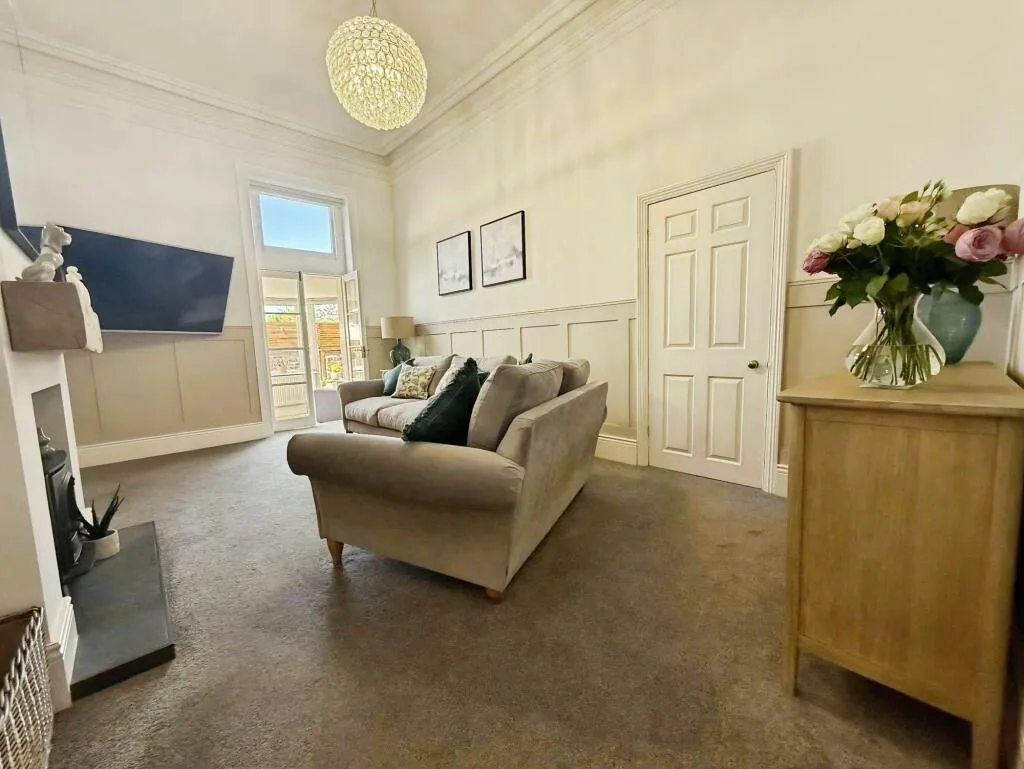 Crewe Road, Alsager, ST7, photo 6