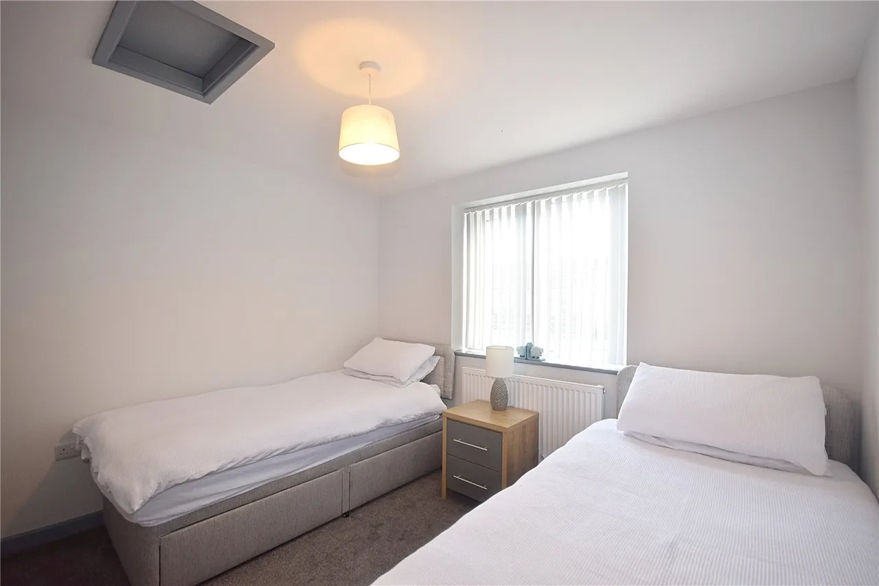 Warwick Place, Tywyn, photo 11