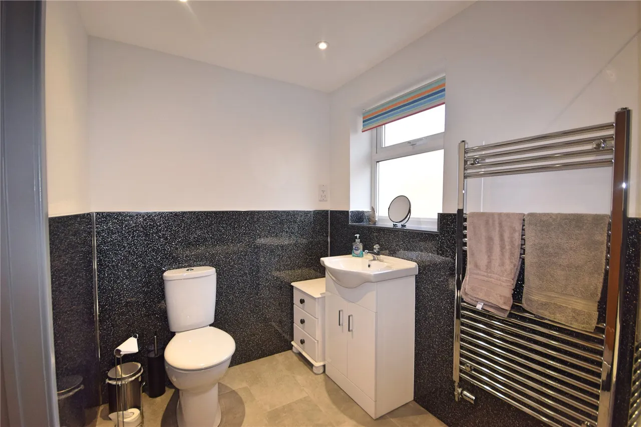 Warwick Place, Tywyn, photo 16