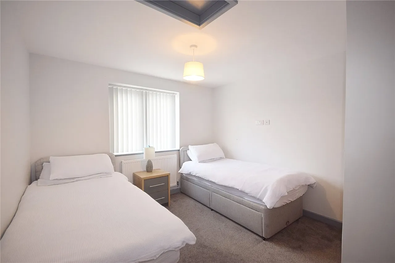 Warwick Place, Tywyn, photo 12