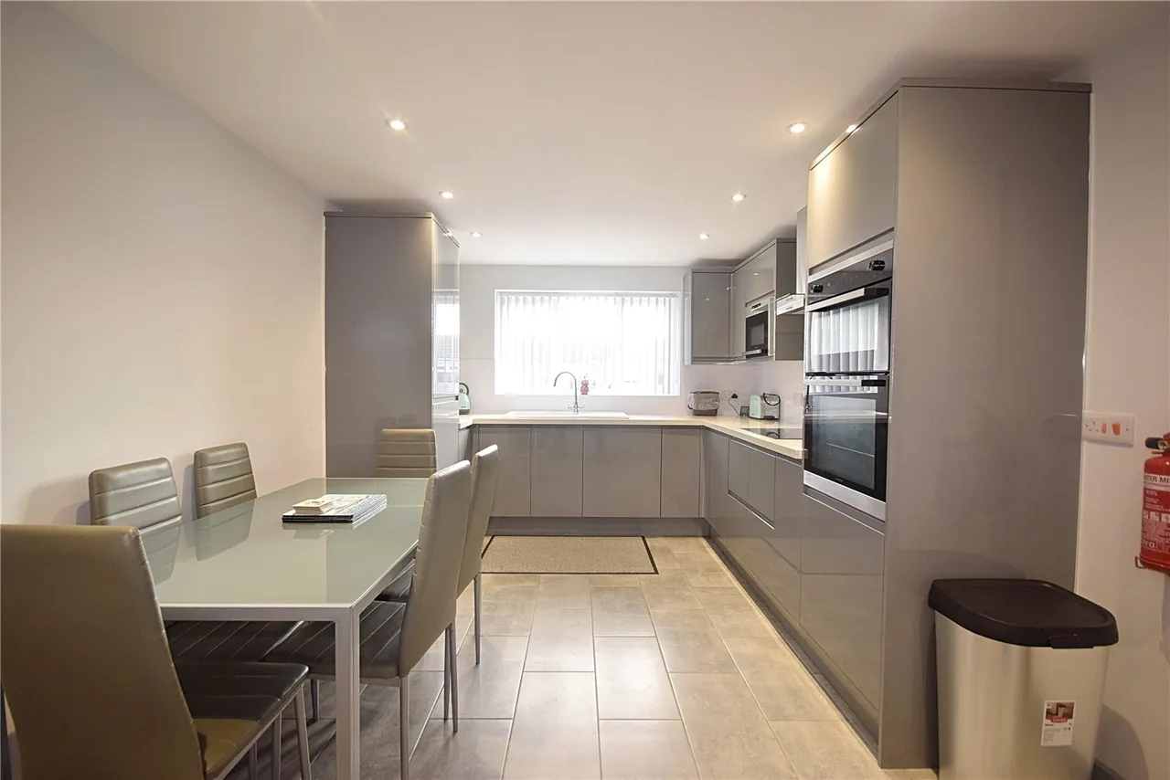Warwick Place, Tywyn, photo 8