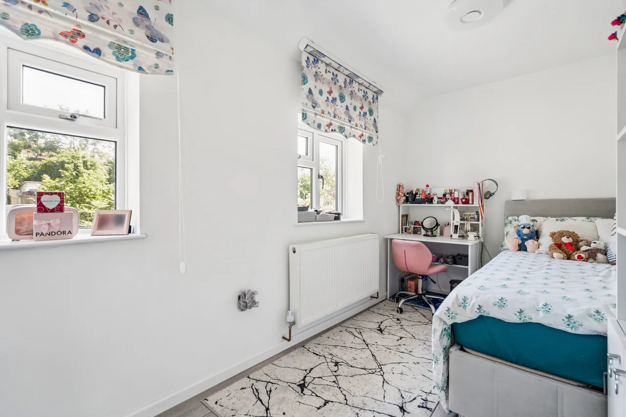 Aycliffe Road, Borehamwood, WD6, photo 13