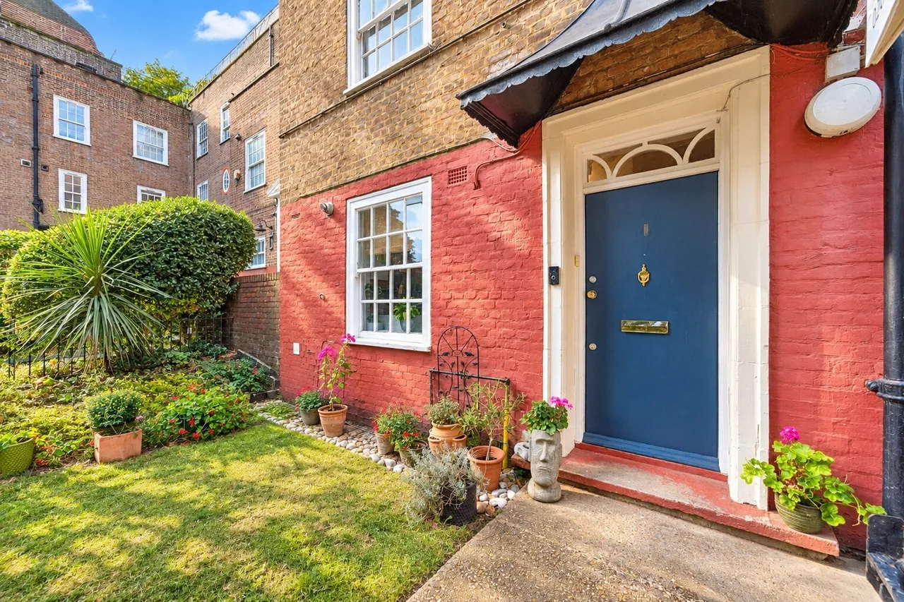Albion Avenue, London, photo 3