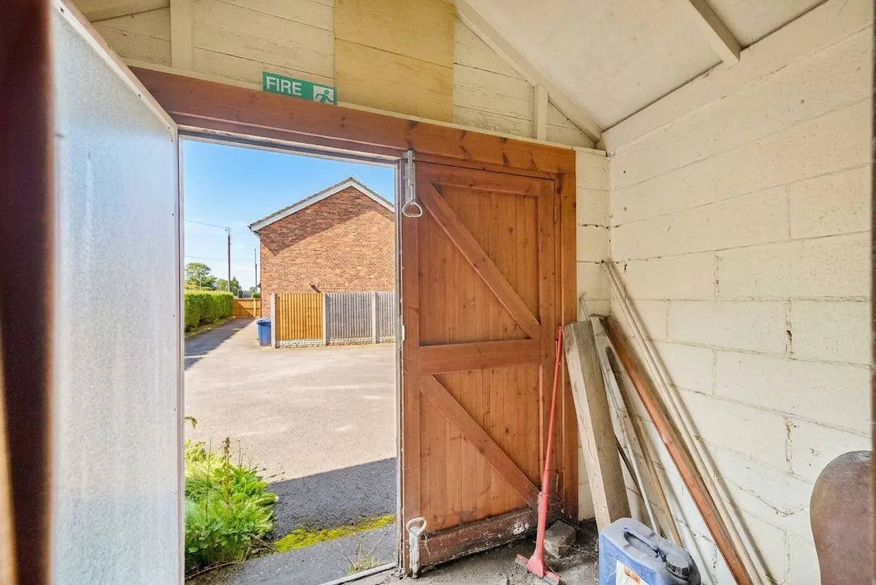 Liverpool Road, Aughton, L39, photo 8