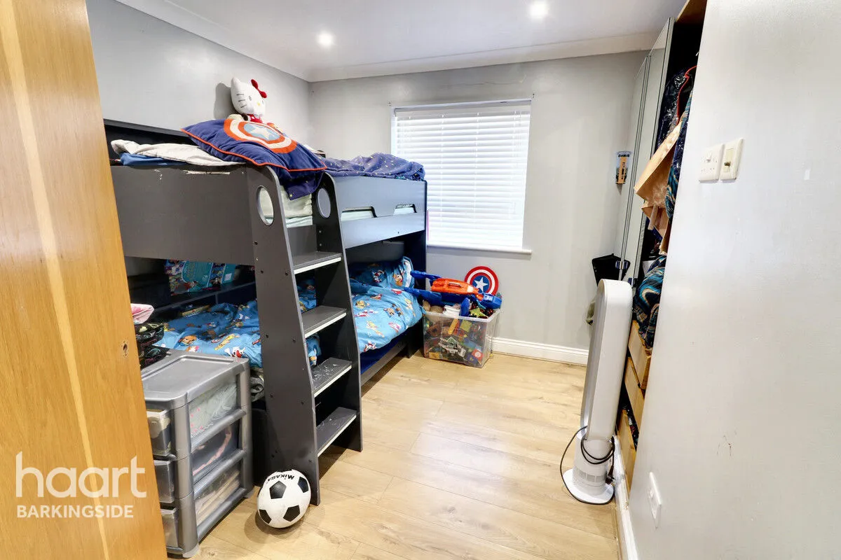 Cranbrook Road, Gants Hill, IG2, photo 10