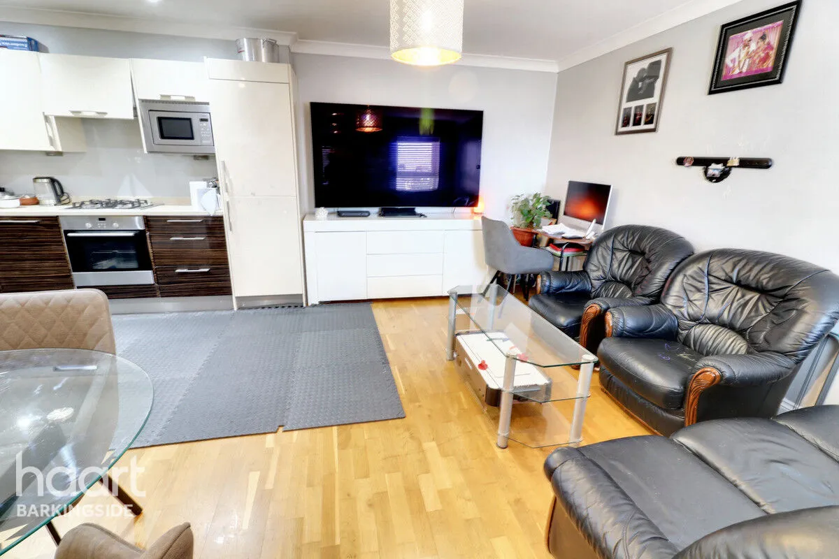 Cranbrook Road, Gants Hill, IG2, photo 7
