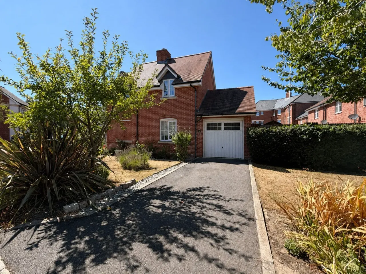 Rickard Gardens, Hellingly, Hailsham, East Sussex, BN27, photo 6